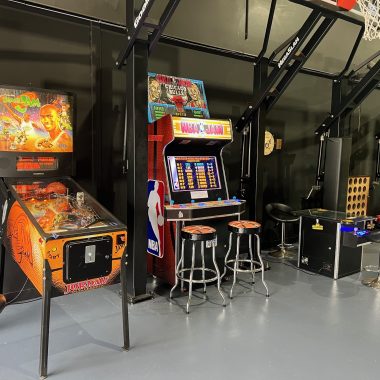 Arcade and Pinball Machines